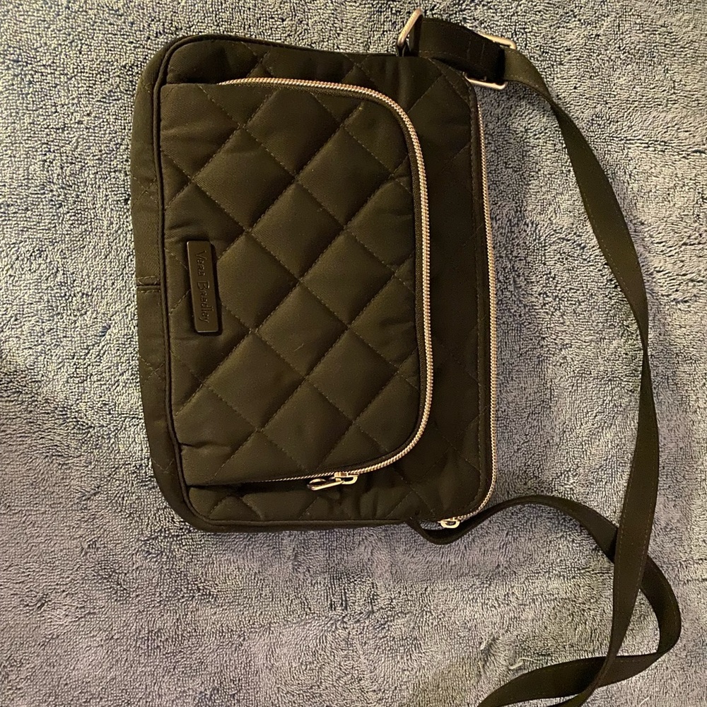 Vera Bradley quilted crossbody bag.